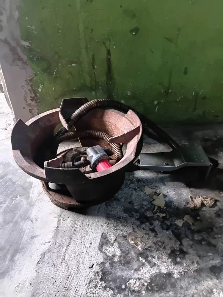 Kompor gas tungku merek solid
