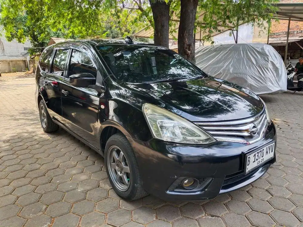 Nissan Grand livina 2014 Bensin