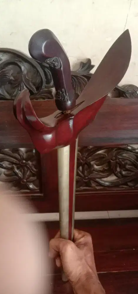 Keris Asli Sepuh Wingit