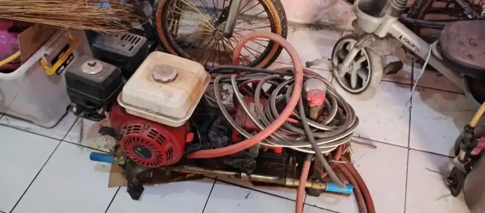 Mesin steam motor
