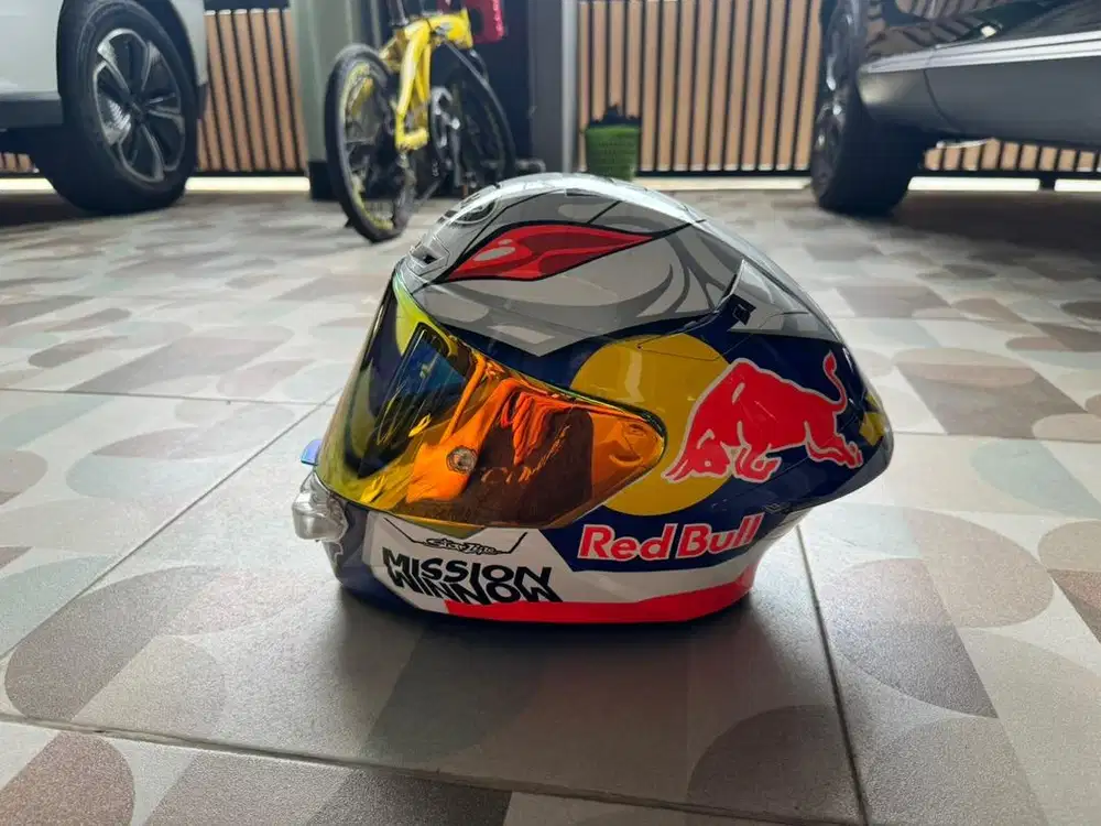 Helm KYT TT Course