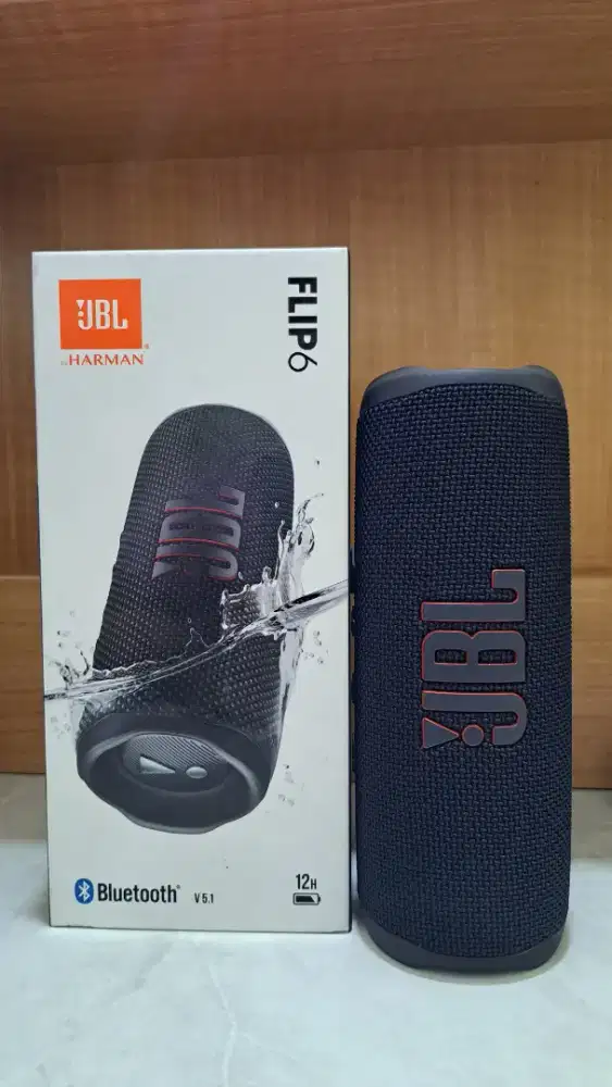 JBL Flip 6 Bluetooth Speaker