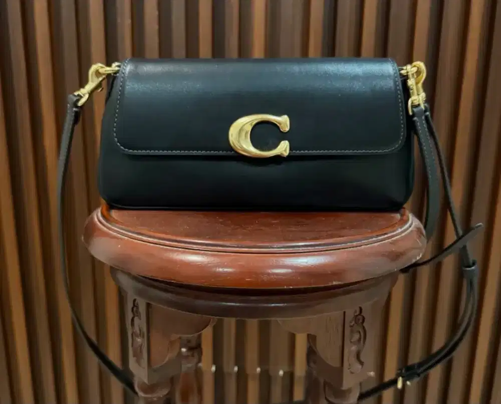 Coach original CAM16