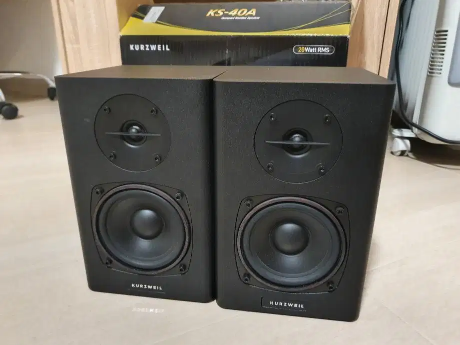 Kurzweil KS40A Studio Monitor Speaker