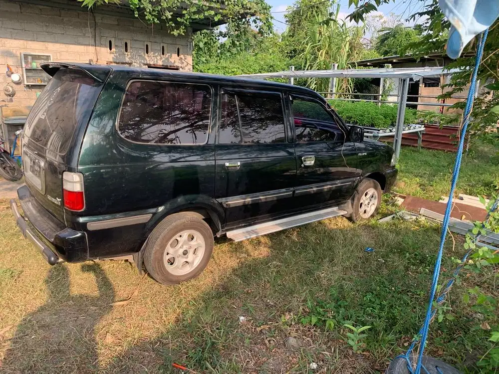Kijang St Wagon Lsx