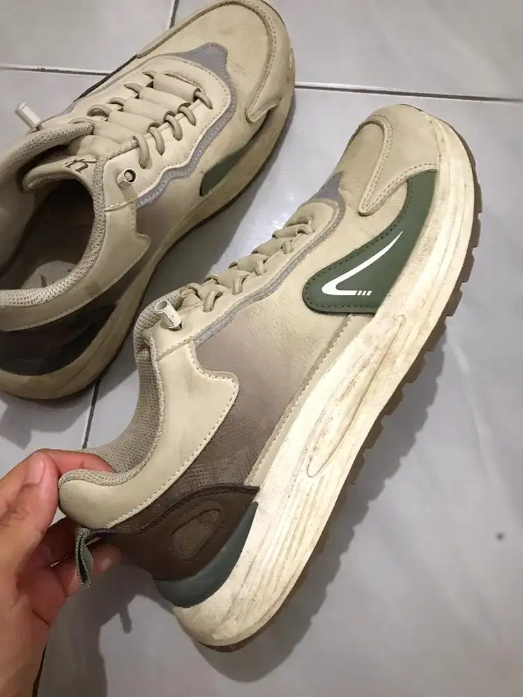 Sepatu Second Pria