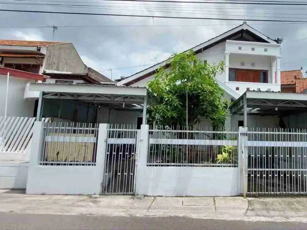 Rumah Bagus 1,5lt Akses Lebar Dekat Taman Jayawijaya Mojosongo