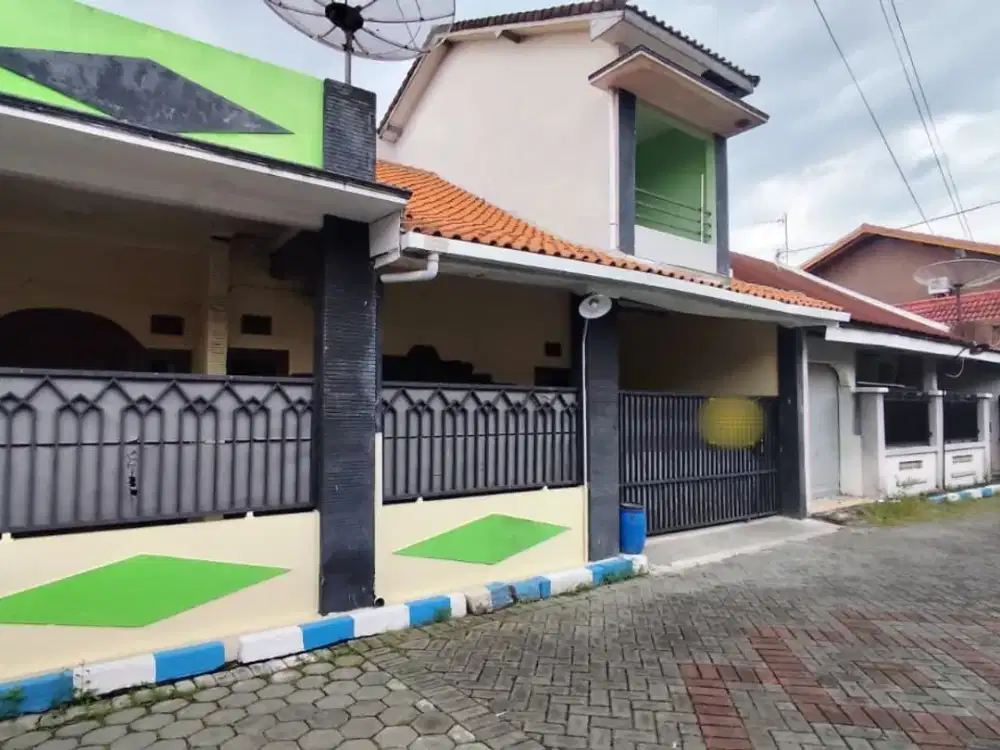 JUAL  RUMAH MURAH  3 KAMAR TIDUR DI GONILAN KARTASURA  DEKAT KAMPUS UMS SOLO