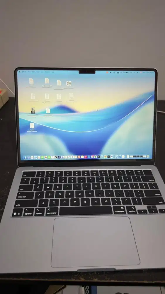 Dijual MacBook Air 13 (M4) 2025
