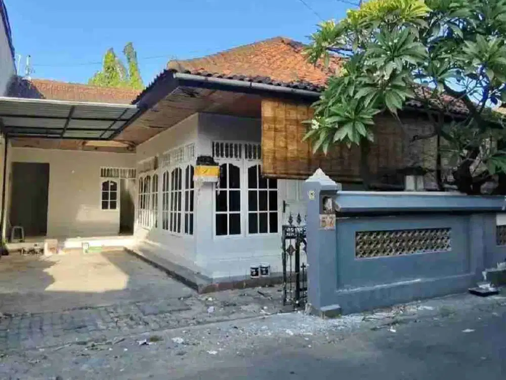 RUMAH LUAS 1 LANTAI 4 KAMAR TIDUR DEKAT TEUKU UMAR DAN RUMAH SAKIT SURYA HUSADA