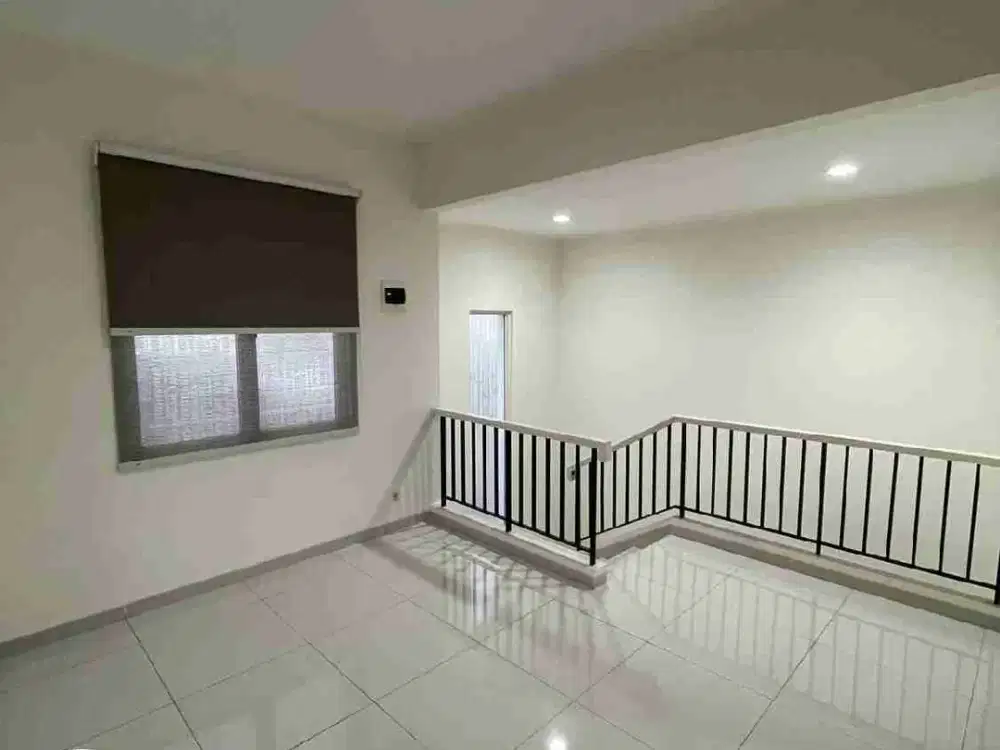 Disewakan Rumah Suvarna Sutera Harga Termurah Terbaik Tipe Besar Semi Furnished