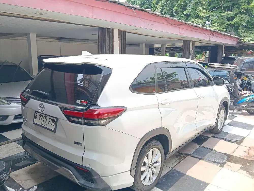 Toyota Kijang Innova 2023 Bensin