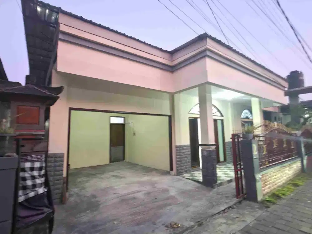 RUMAH LUAS, BARU RENOVASI DI SESETAN DEKAT KE UNDIKNAS