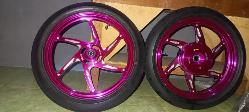Vnd sixstar purple
