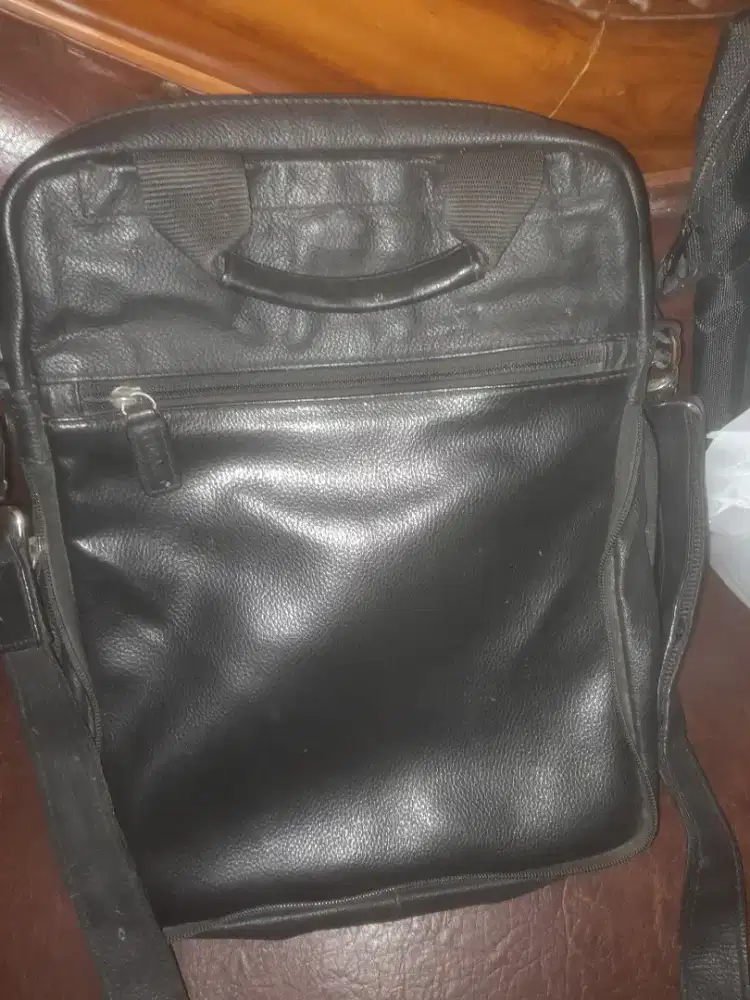 Tas kulit merk picard