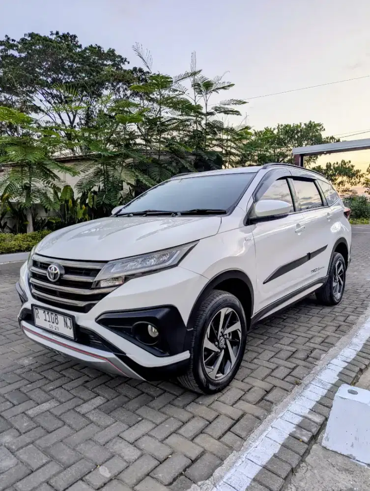 Toyota Rush S TRD AT