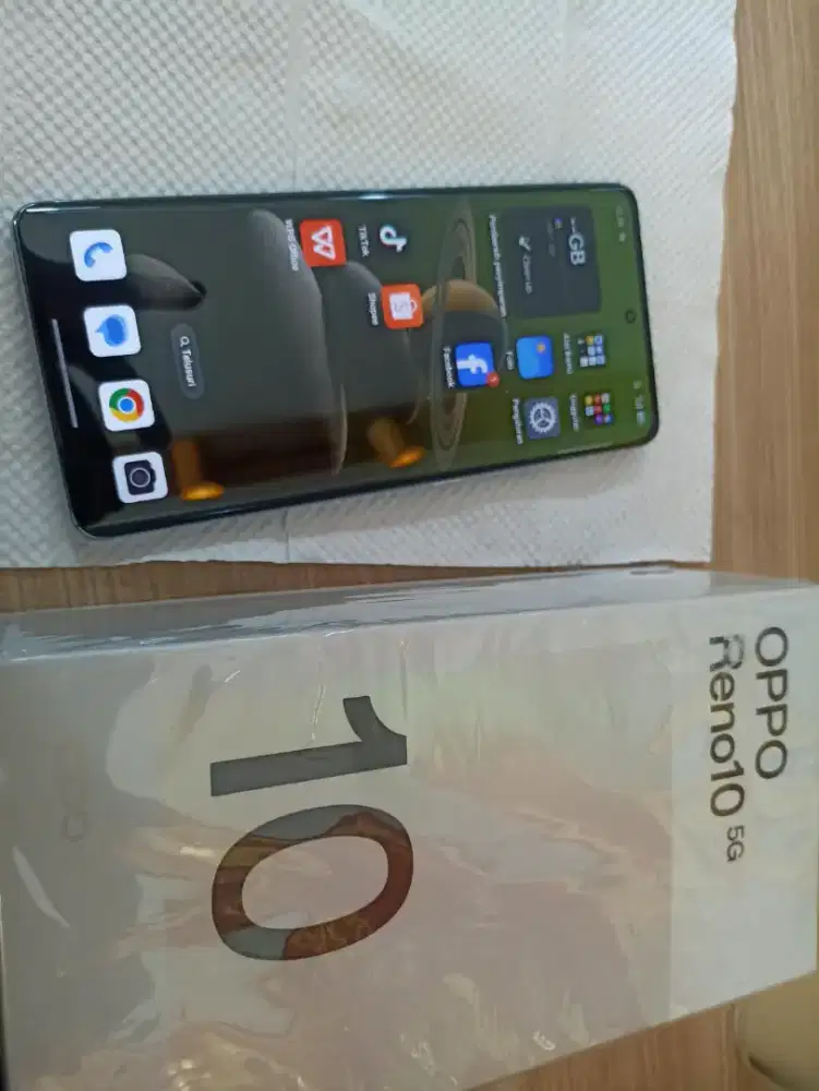 oppo reno 10 5G 8/256 tt bt