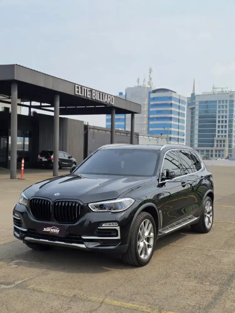 Bmw X5 thn 2020 black on black