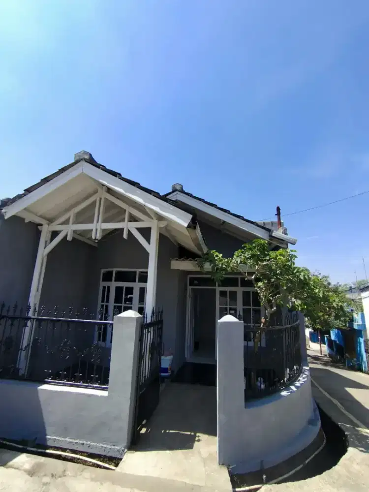 DIKONTRAKAN RUMAH TANJUNG SARI