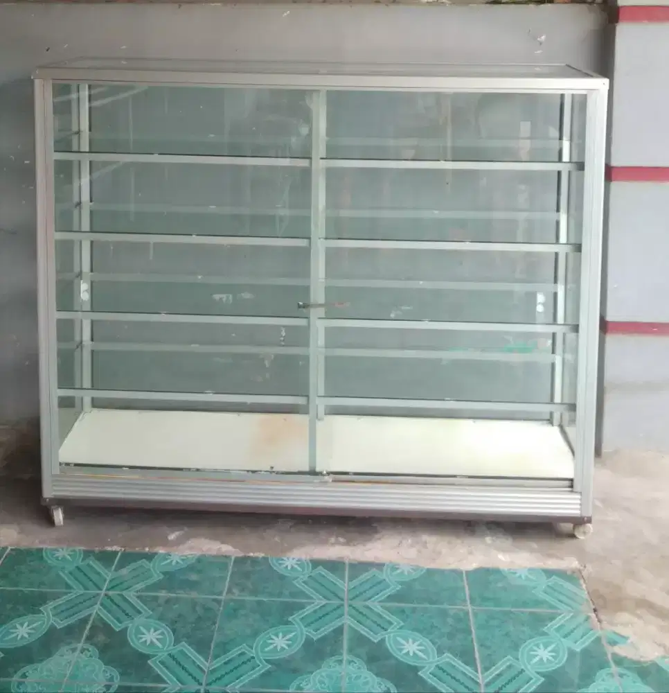 DIJUAL ETALASE SECOND/BEKAS
