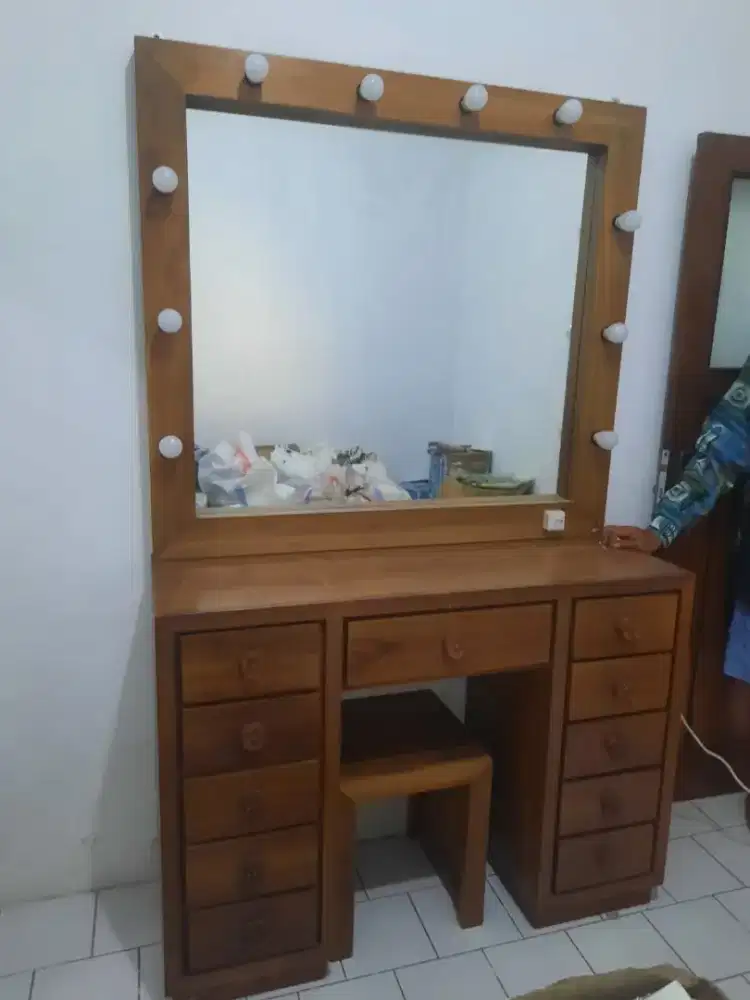 Meja Rias Jati Jepara Asli