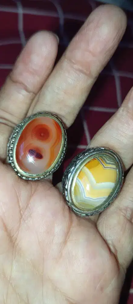 Batu motif 8 dan junjung derajat