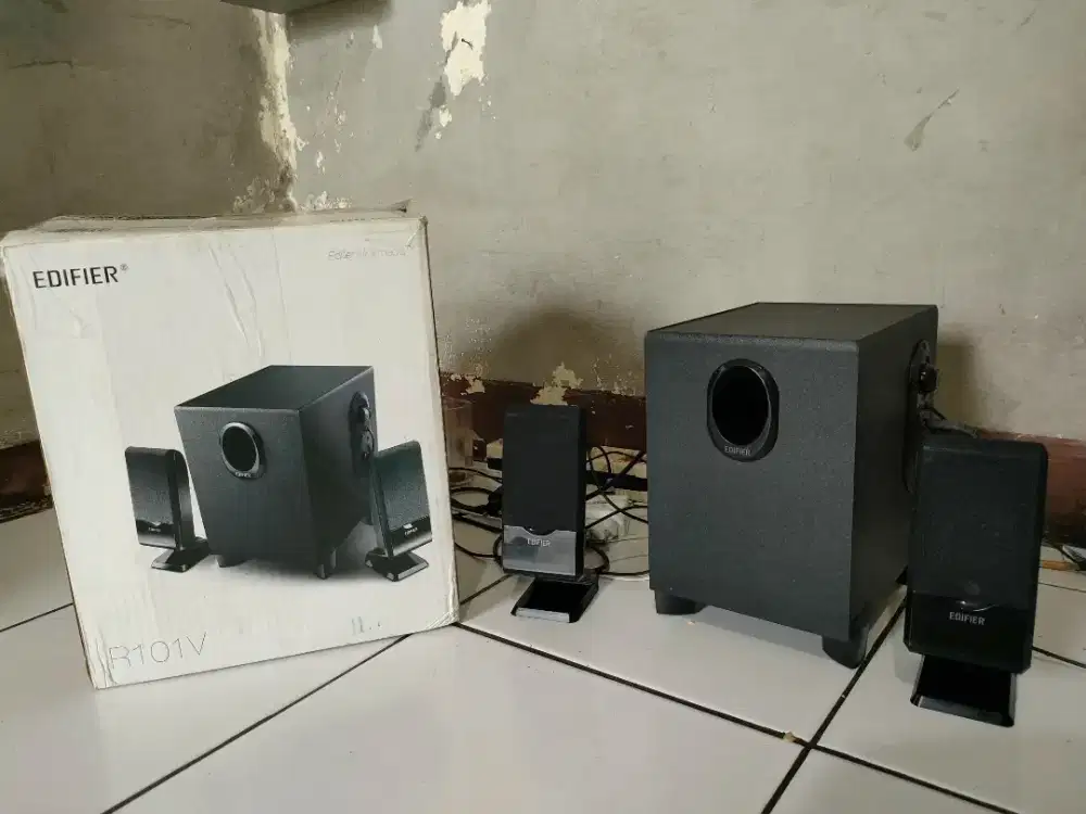 Edifier R101V mulus like new