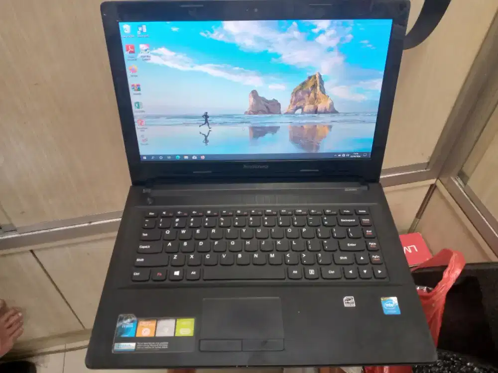 Jual Cepat Laptop Lenovo G40
Intel Celeron Ram 4GB SSD 128GB LED 14inc
