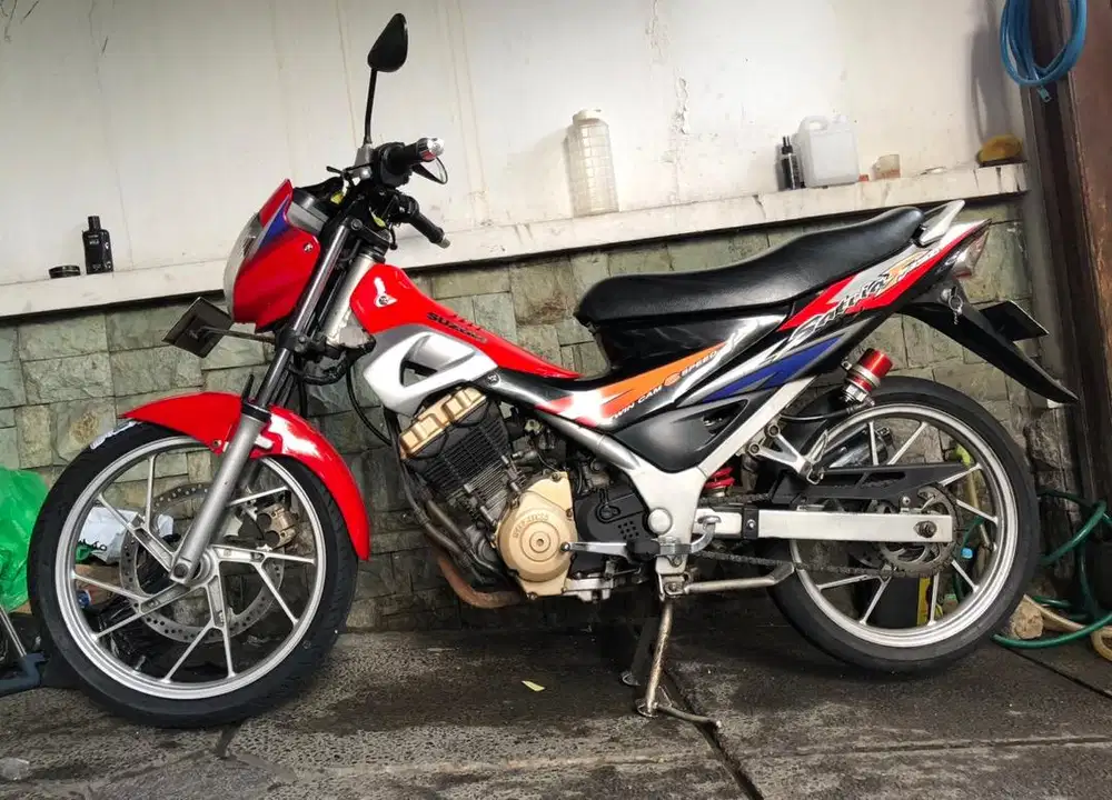 Satria fu150 cbu 2006 merah hitam