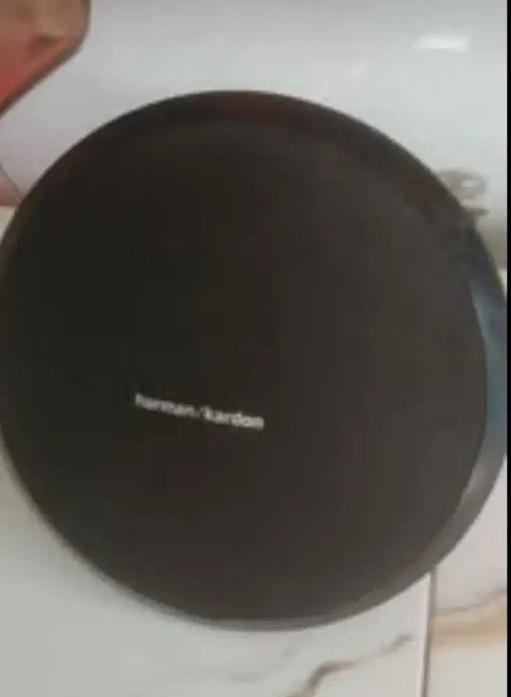 Harman Kardon onyx 1