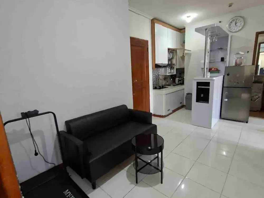 Apartemen Mediterania Gajah Mada Tipe 3 BR Full Furnished Lengkap Dengan Mesin Cuci Free IPL