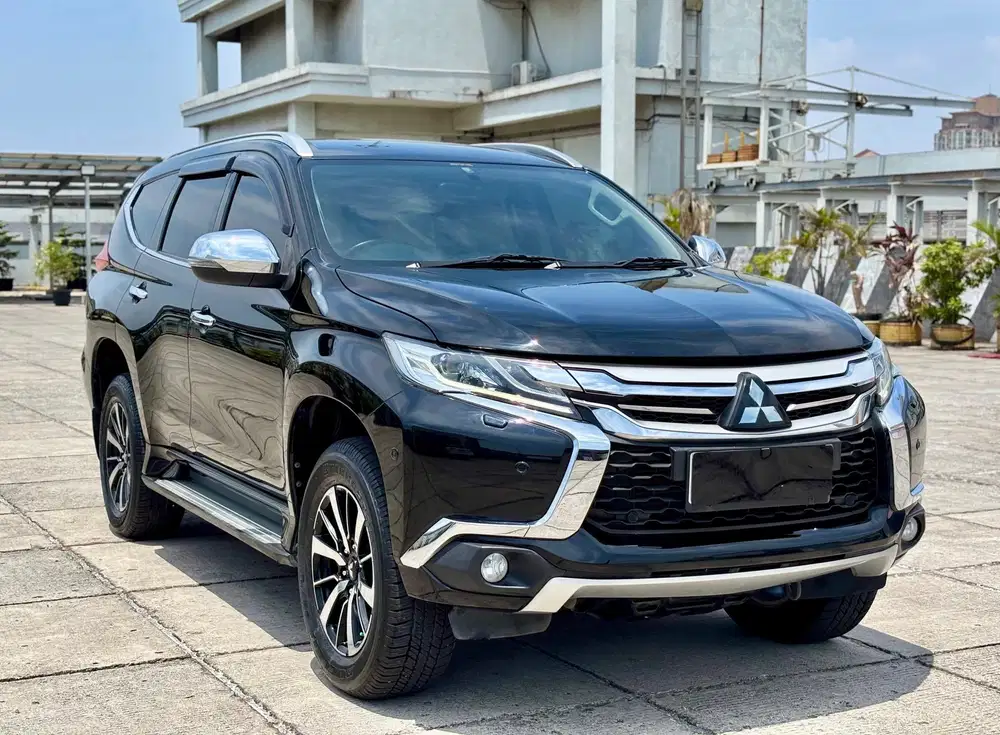 [LOW KM 54.000] PAJERO SPORT DAKAR ULTIMATE 2018 HITAM TT 2019 AT