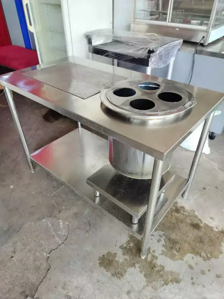 JANGAN KEDULUAN...Meja dandang rebusan
Ukuran P 120
