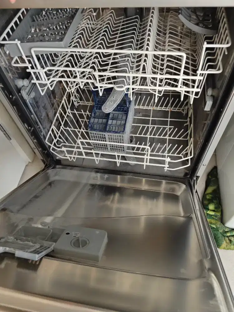 Dijual dishwasher modena