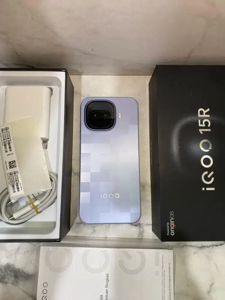 Iqoo 15R 8/256 second resmi lengkap & original bawaan
