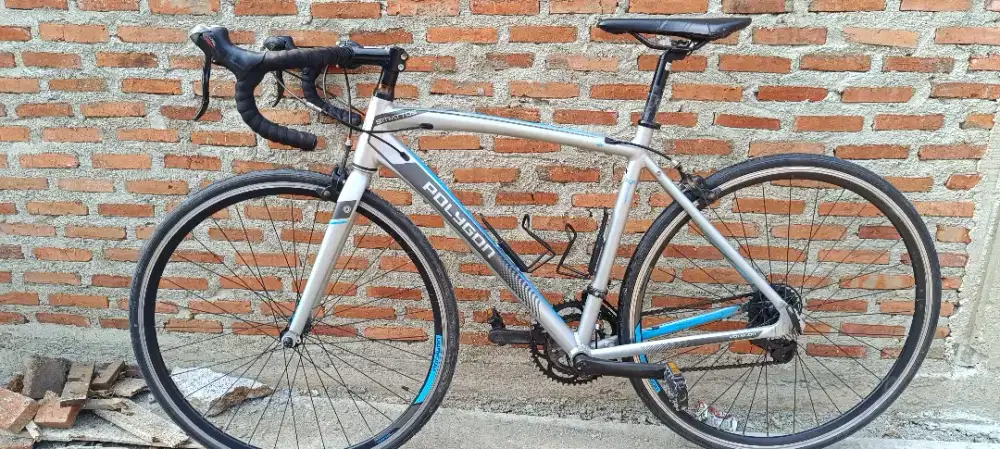 Roadbike Polygon stratos S1
Size 50(M)