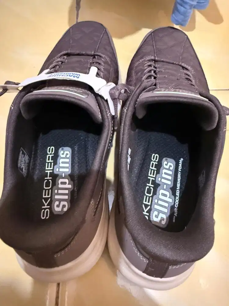 jual sepatu baru skechers