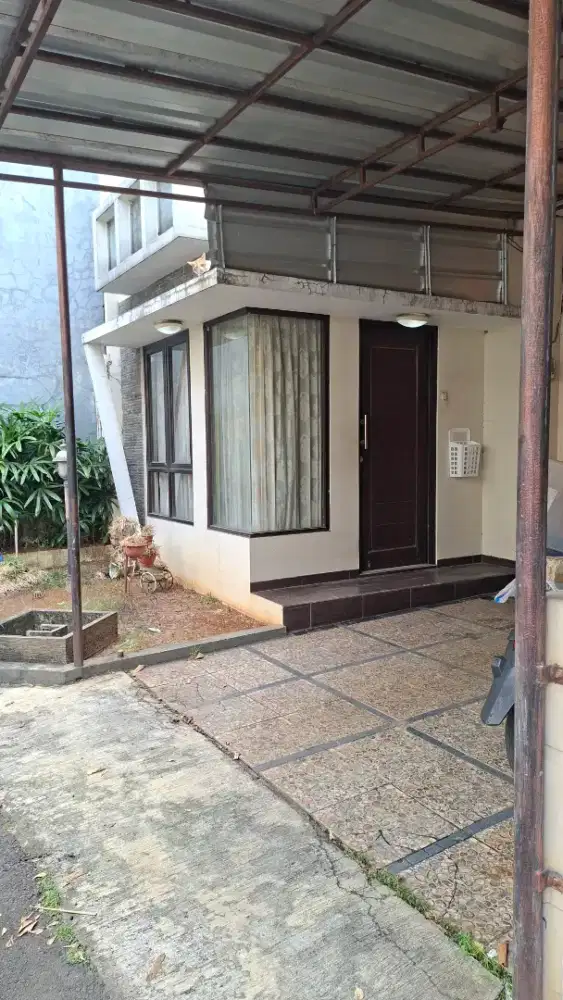Jual rumah dalam komplek jagakarsa