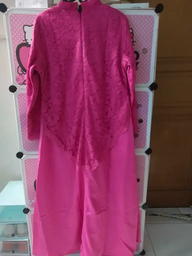 Gamis pesta wanita