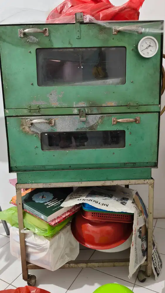 DIJUAL: Oven Gas 2 Tingkat (Oven Deck Manual) - Murah & Siap Pakai!