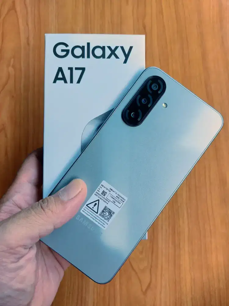 SAMSUNG GALAXY A17 -  8/128 LIKE NEW