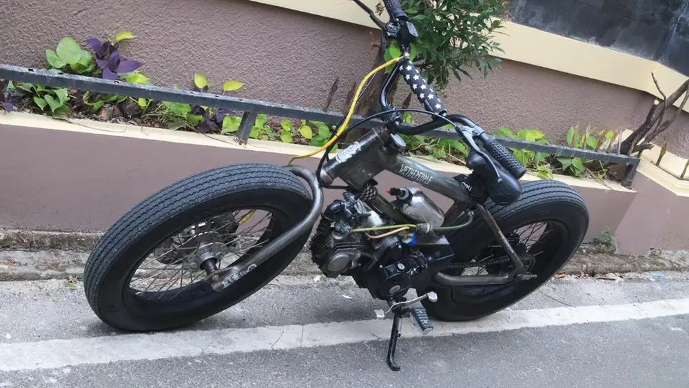BMX CUB BOBBER FULL FRAME CUSTOM