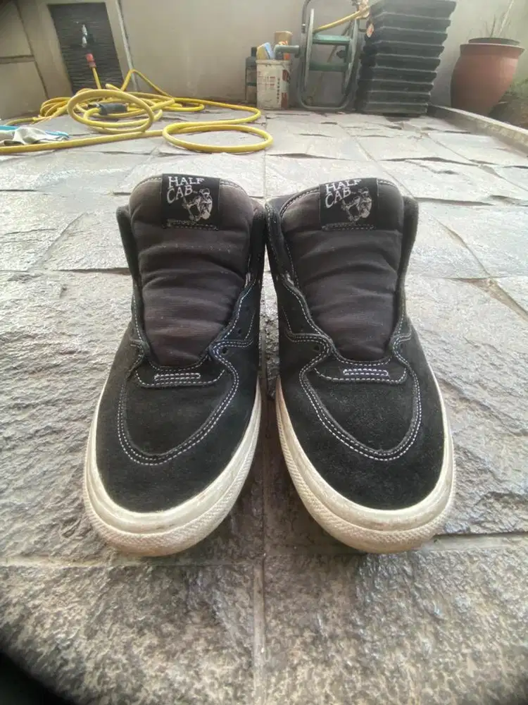 Vans Half Cab Black