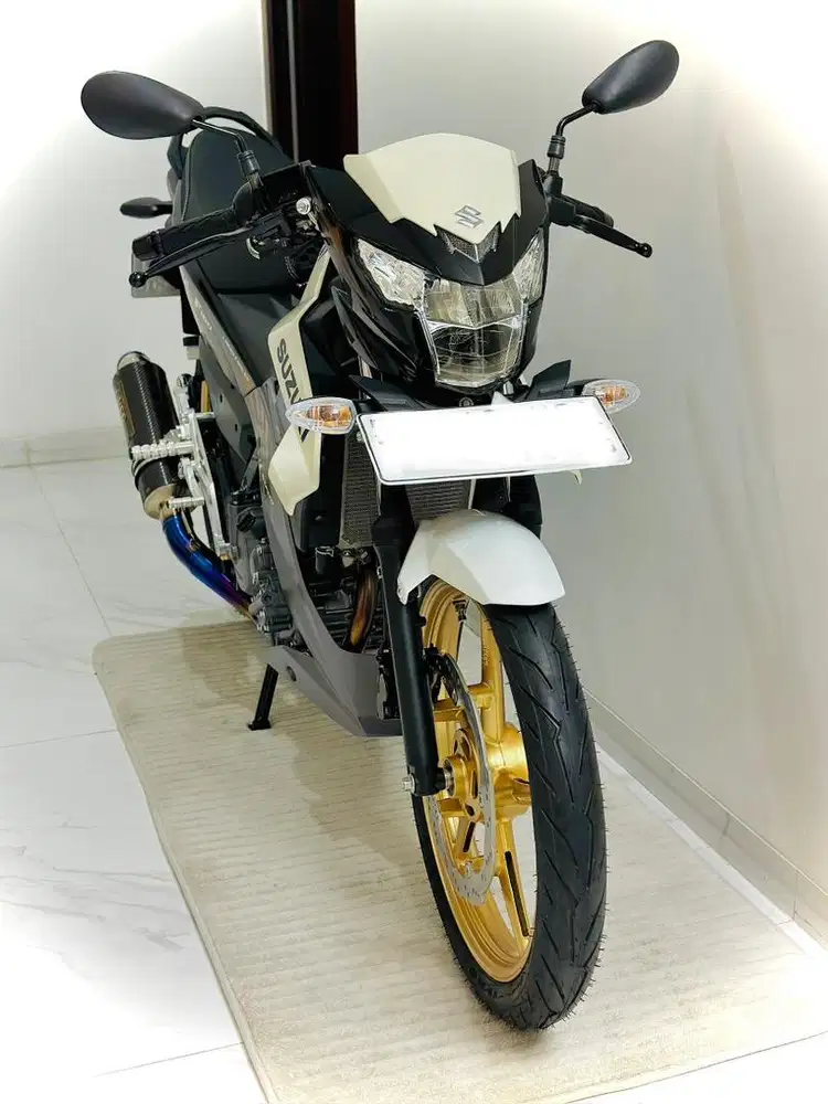 Suzuki satria 2025 km 97 perak