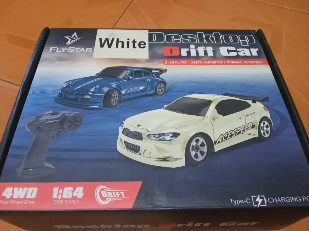 Mobil remot mini clasik