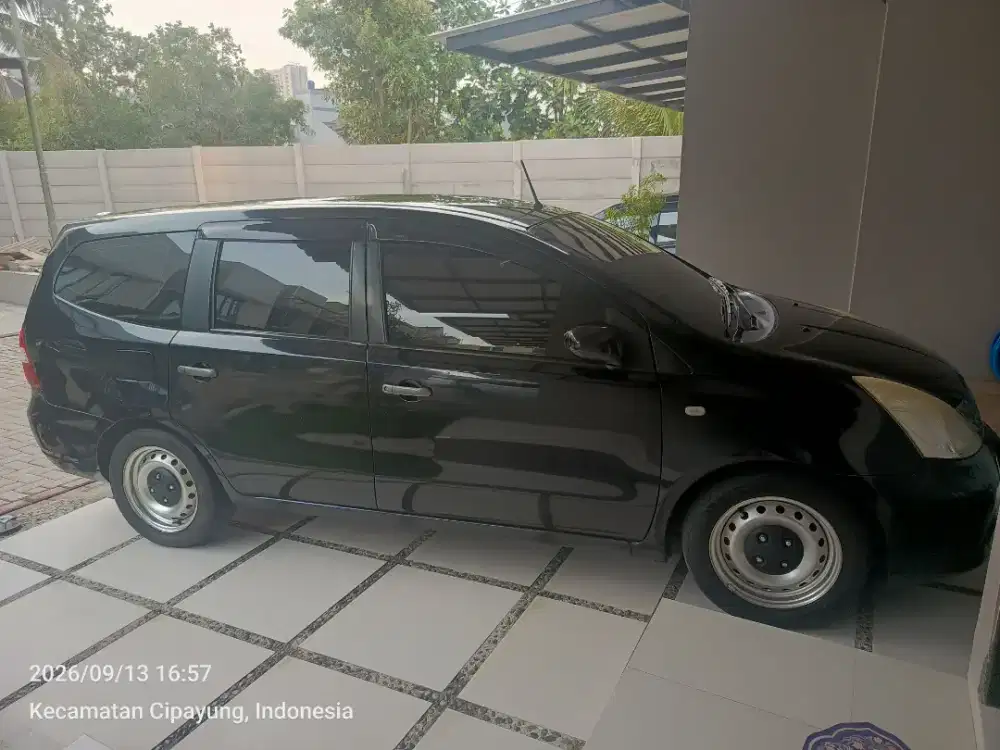Nissan Grand Livina 2007 -1.5 SV !! Manual