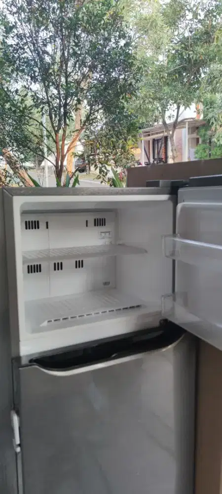 KULKAS LG 225L SILVER