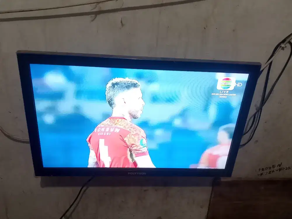 JUAL TV POLYTRON 24 INCH