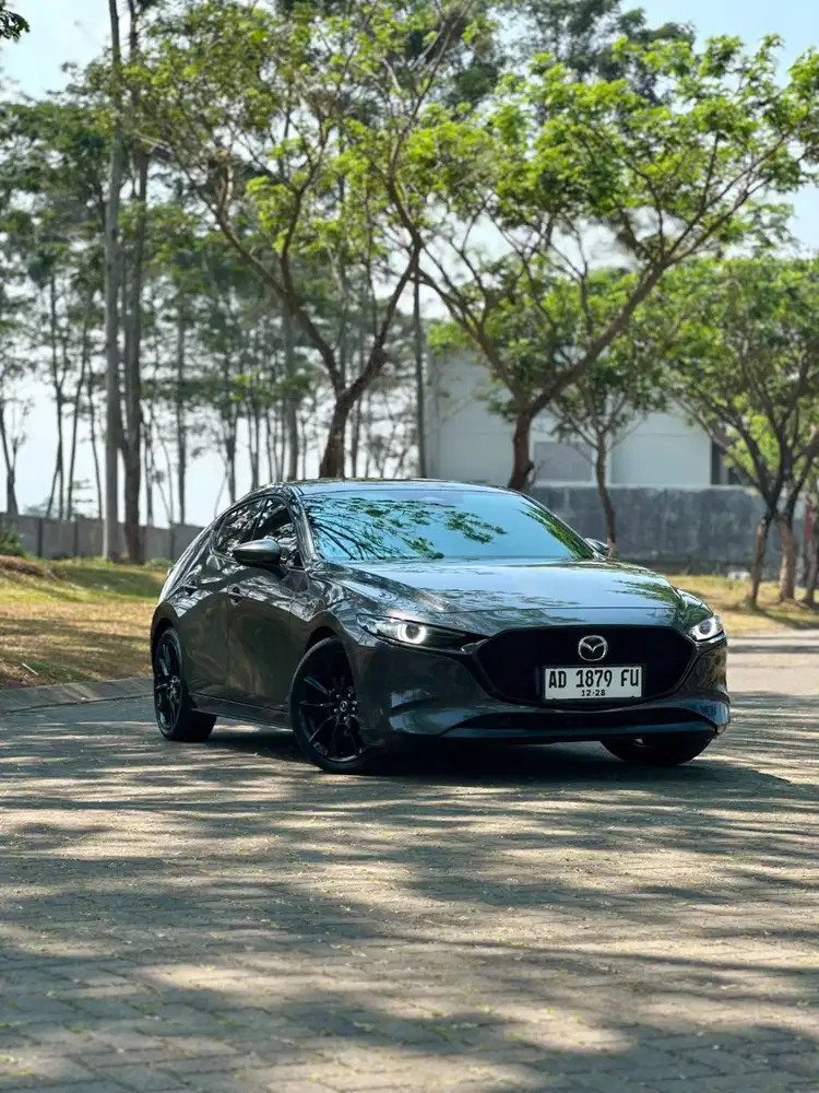 MAZDA 3 HATCHBACK 2023 SKY ACTIVE G MATIC SUPER TOP KONDISI
