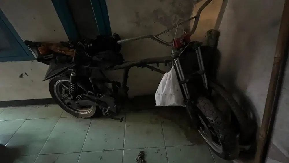 Jual Honda Tiger 2002 sudah di kustom